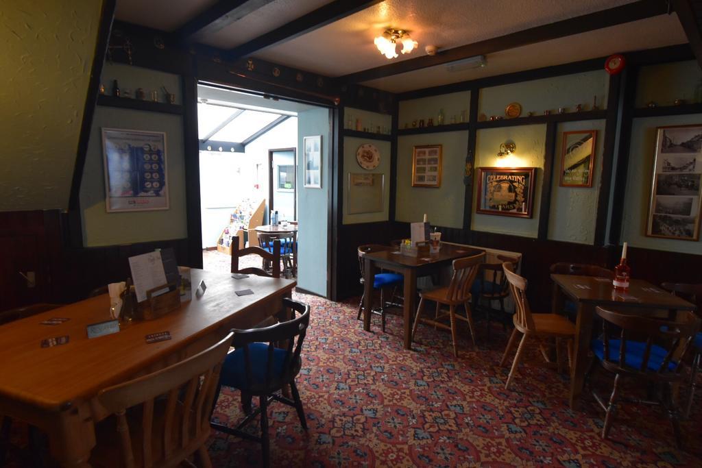 The Bugle Inn Buitenkant foto