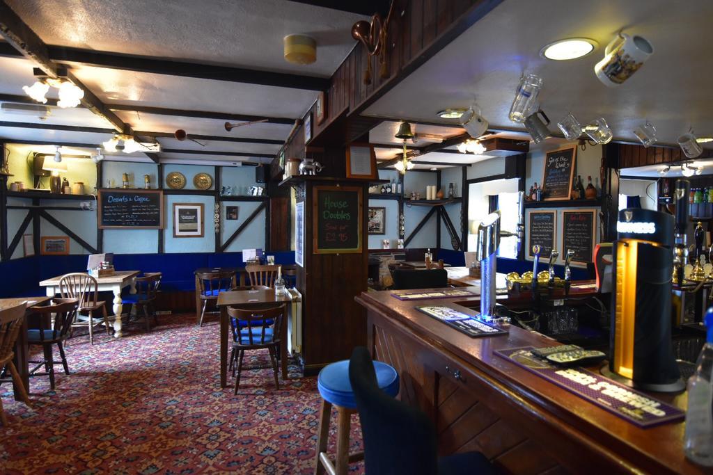 The Bugle Inn Buitenkant foto